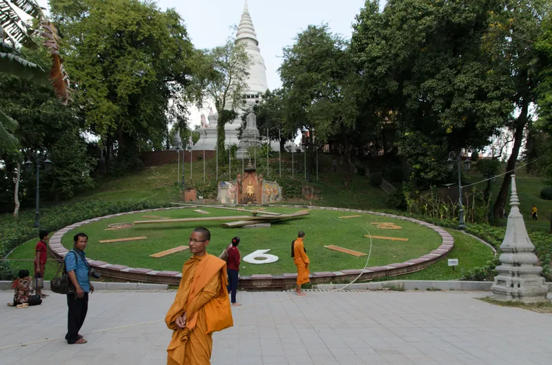 Cambodia: Phnom Penh — 13