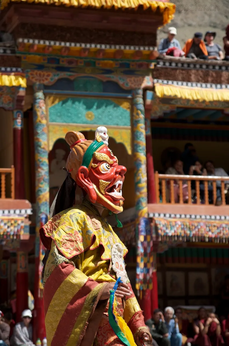 Hemis festival — 13