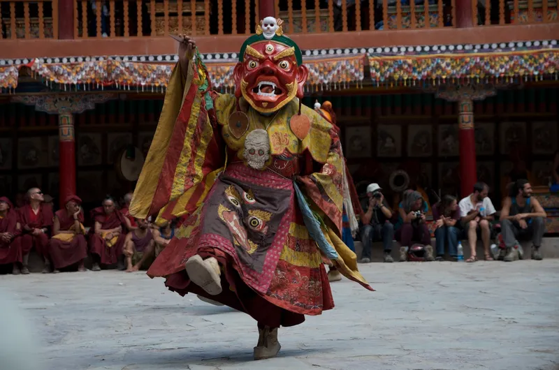 Hemis festival — 14