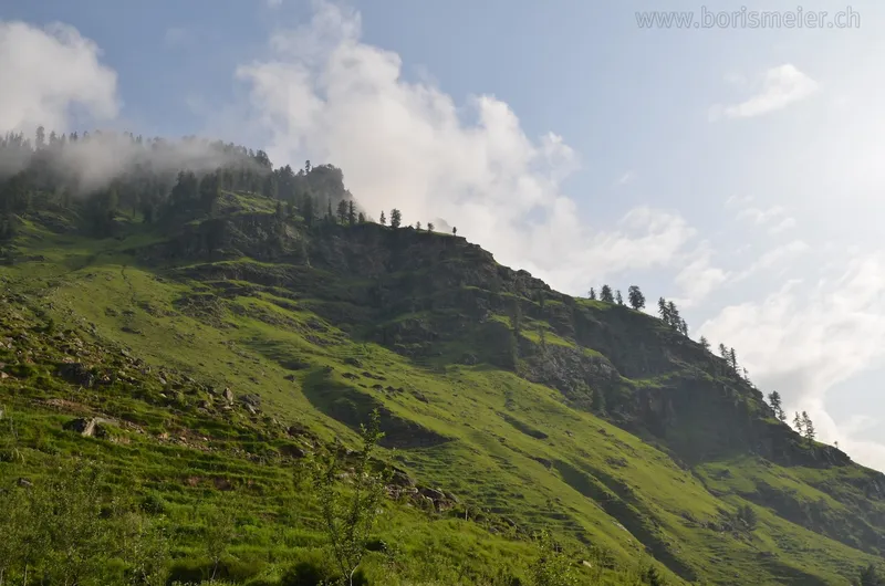 Manali to Leh, day one — 2