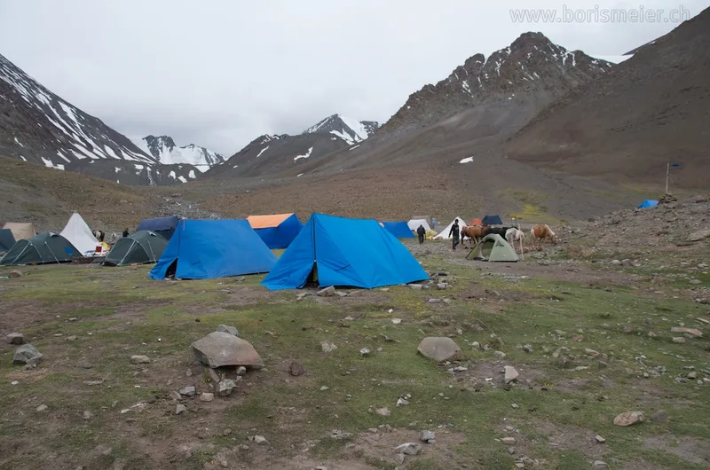 Stok Kangri (6137m) — 5
