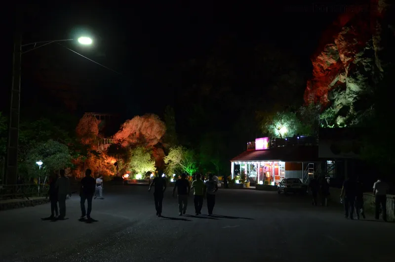 Tehran by Night — 7